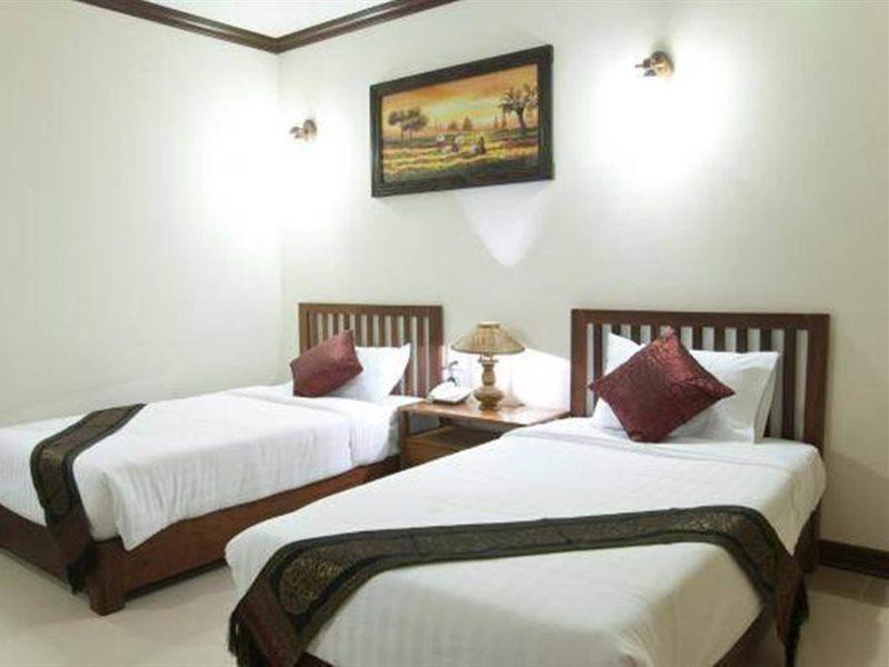 Baankhun Chiang Mai Hotel Exterior photo